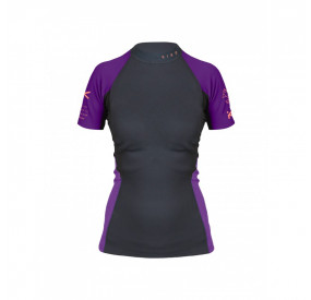 Kurzärmeliges Neopren-Paddelshirt mit schwarzem Rumpf, violetten Seiteneinsätzen, sportlichem Schnitt und elastischem Material.