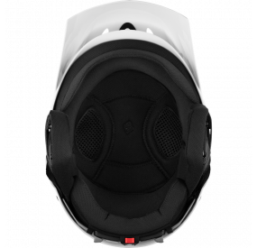 Weißer Wildwasser-Helm mit verlängertem Schirm, Ohrenschutz und verstellbarem Kinnriemen für optimalen Schutz.