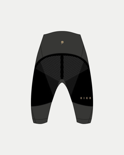 Dunkelgraue Neoprenshorts mit breitem Bund und flexiblem Material für den Wassersport.