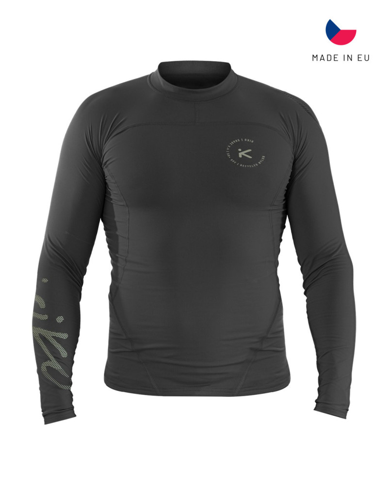 Schwarzes Funktionsshirt mit Stehkragen, athletischem Schnitt und elastischem Material für intensive Trainingseinheiten.