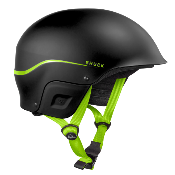 Schwarzer Wildwasser-Helm mit grünem Gurtsystem, robuster Schale und verstellbarem Kinnriemen für sicheren Schutz.
