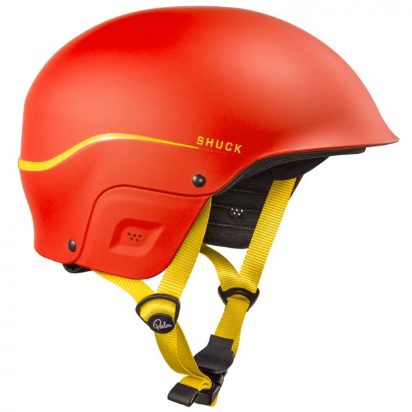 Roter Wildwasser-Helm mit grünem Gurtsystem, robuster Schale und verstellbarem Kinnriemen für sicheren Schutz.